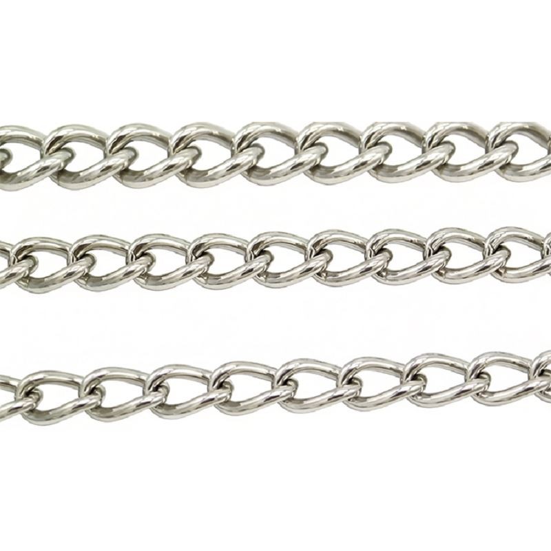 Kaltos geležies grandinės jungtis